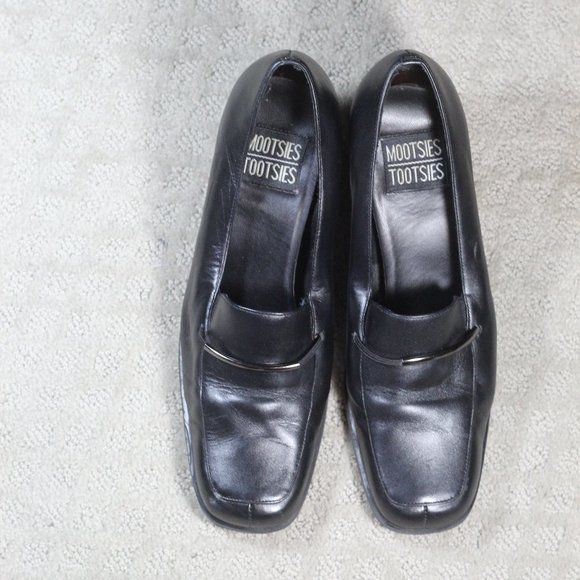 Mootsies Tootsies Size 9M Black Leather 3" Block Heel Loafers - Picture 2 of 6